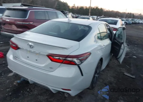 2023 Toyota Camry Se z USA, uszkodzony, nr VIN 4T1G11AKXPU099622